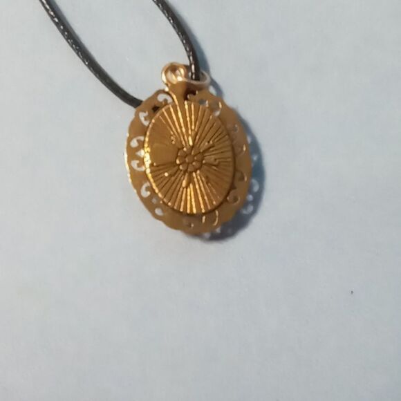 Handmade necklace - Picture 2 of 3